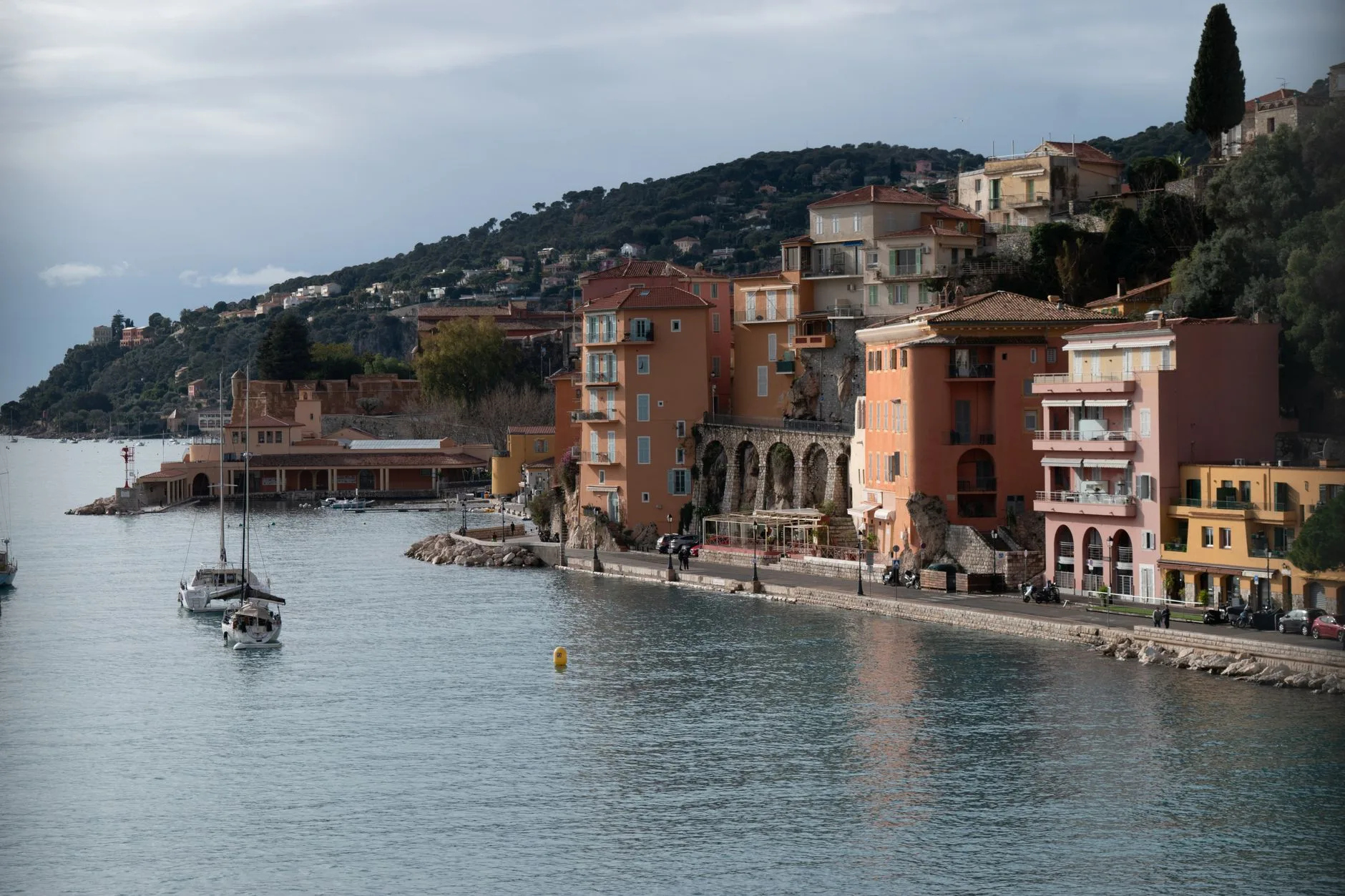 ️ Jour 2 : la côte vers l'est, Villefranche, Èze et Menton